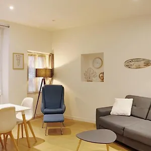 tres-bel-appartement-dans-le-centre-historique.fr-provencehotel.com/